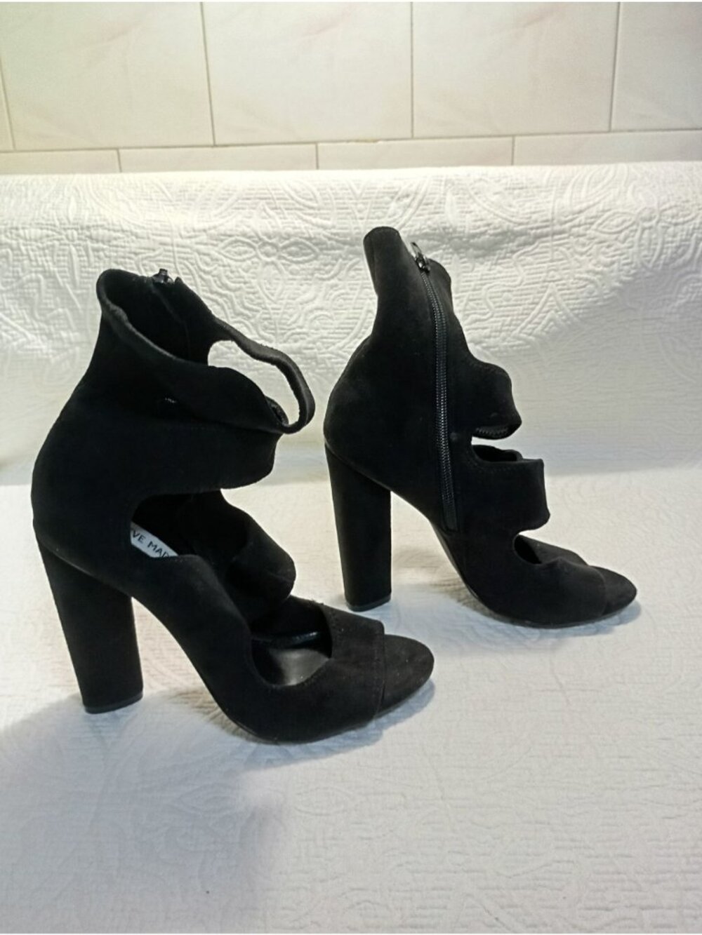 Steve Madden Black Suede Open-Toe Platform Heels Size 7 Zippered Ankle Strap - Picture 4 of 10